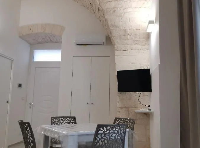 La Casetta Du Meste * נוצ'י